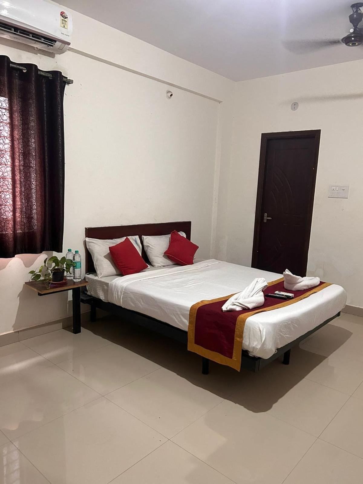 Hotel Prakrathi Residency بنغالور المظهر الخارجي الصورة