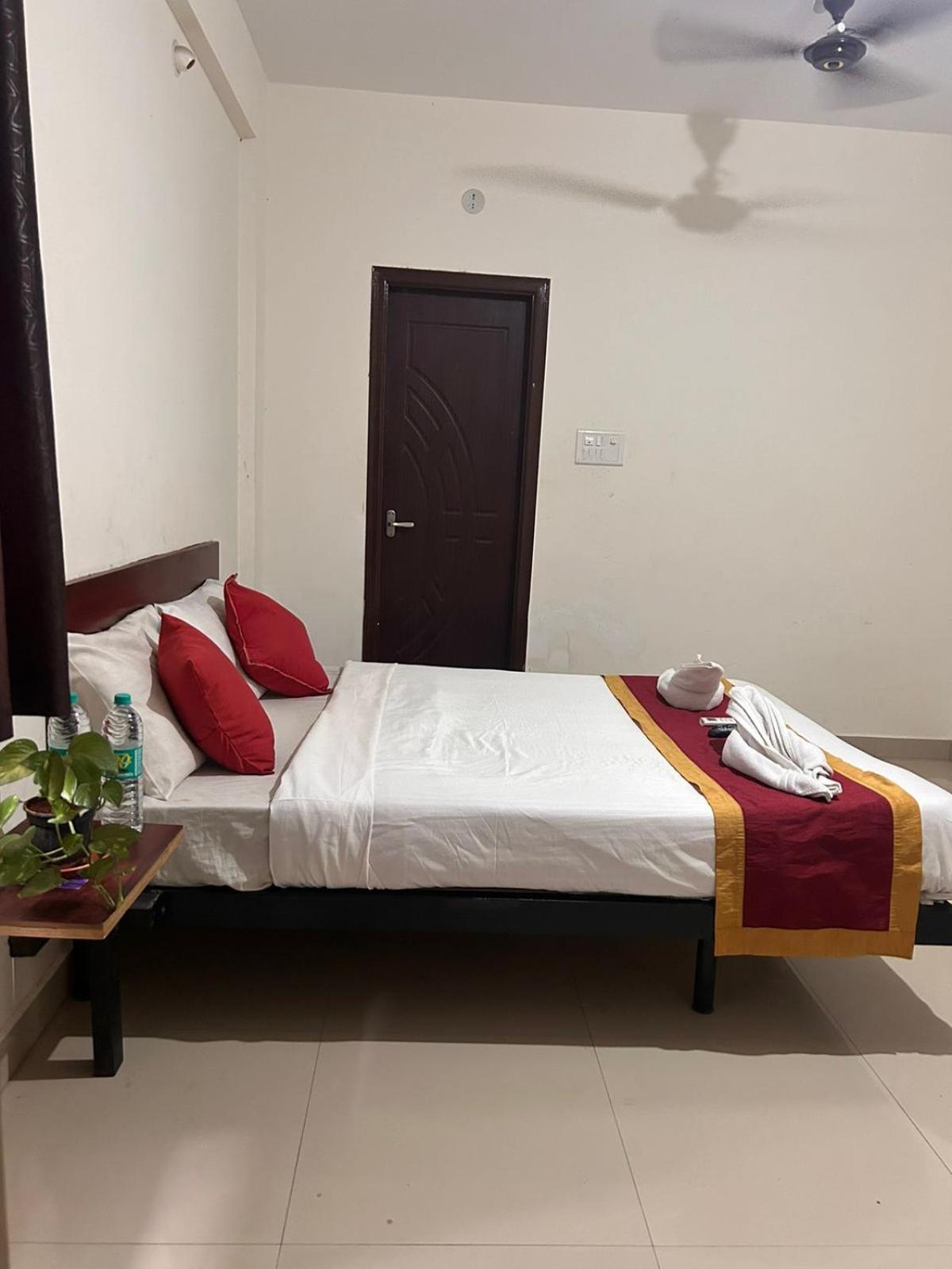 Hotel Prakrathi Residency بنغالور المظهر الخارجي الصورة